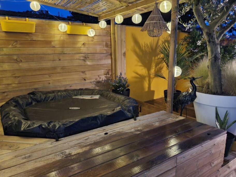 הוילה רושפור Le Spa Parmentine, Jacuzzi Hammam מראה חיצוני תמונה
